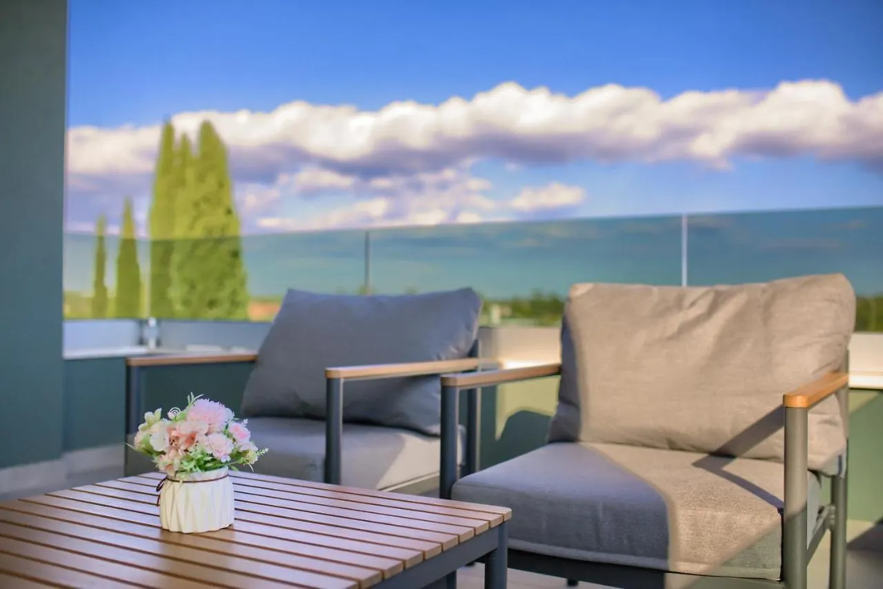 Modern Two Bedroom Apartment “Sky View” In Stinjan Пула Хорватия