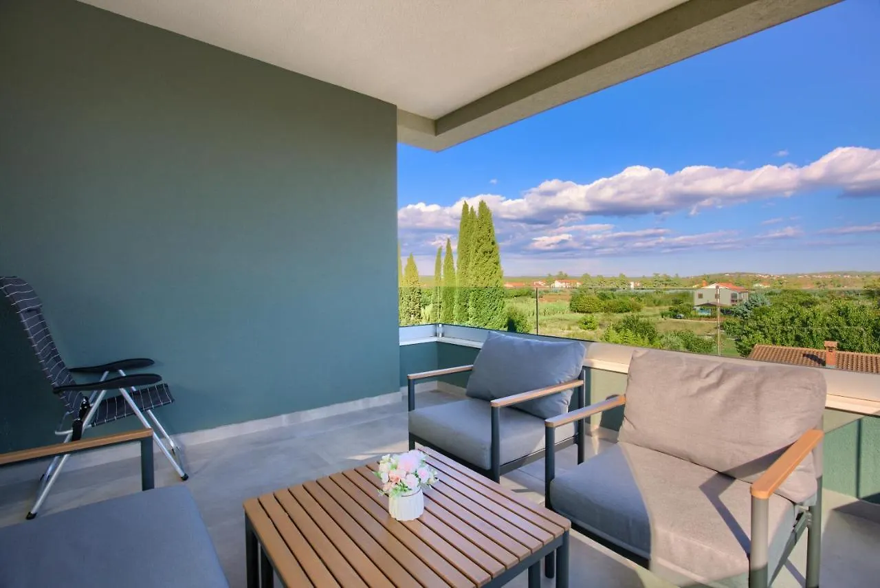 Modern Two Bedroom Apartment “Sky View” In Stinjan Пула Хорватия